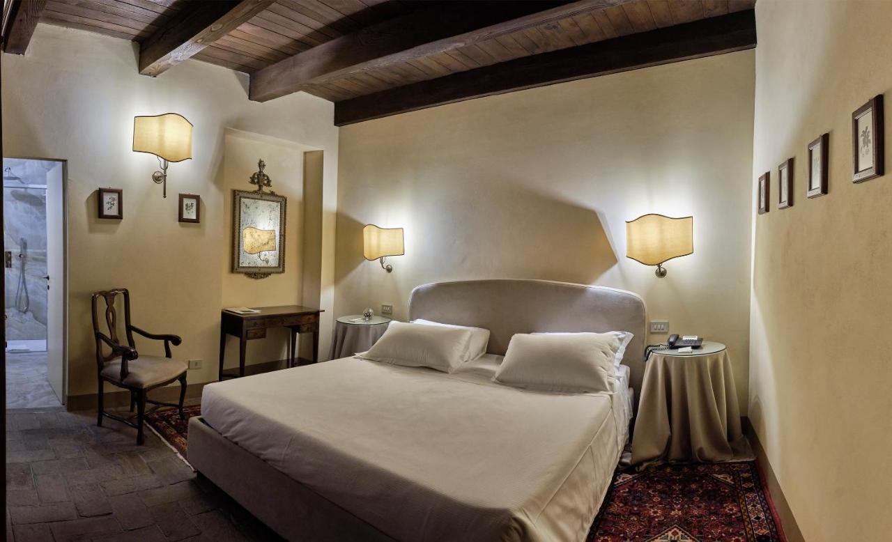 Hotel Palazzo Viviani Castello Di Montegridolfo Exteriér fotografie