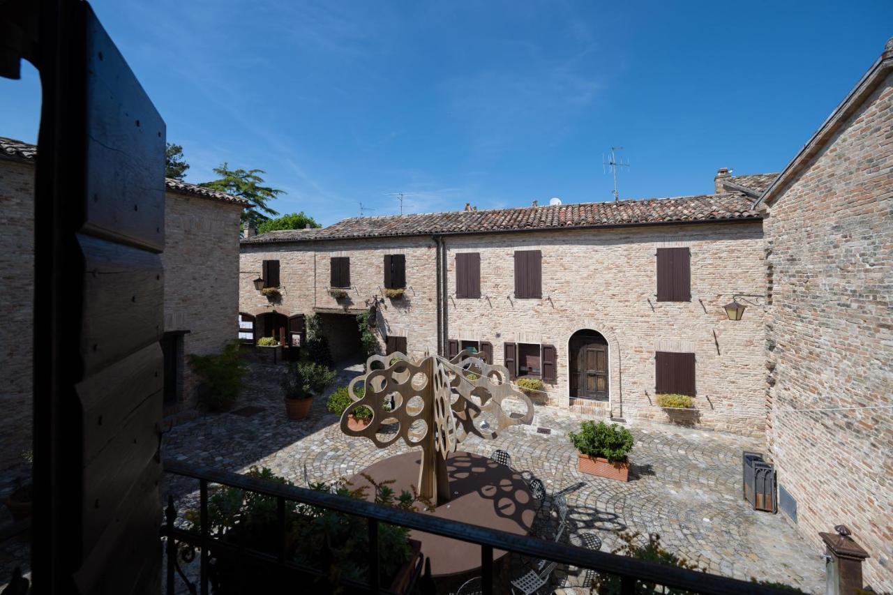 Hotel Palazzo Viviani Castello Di Montegridolfo Exteriér fotografie