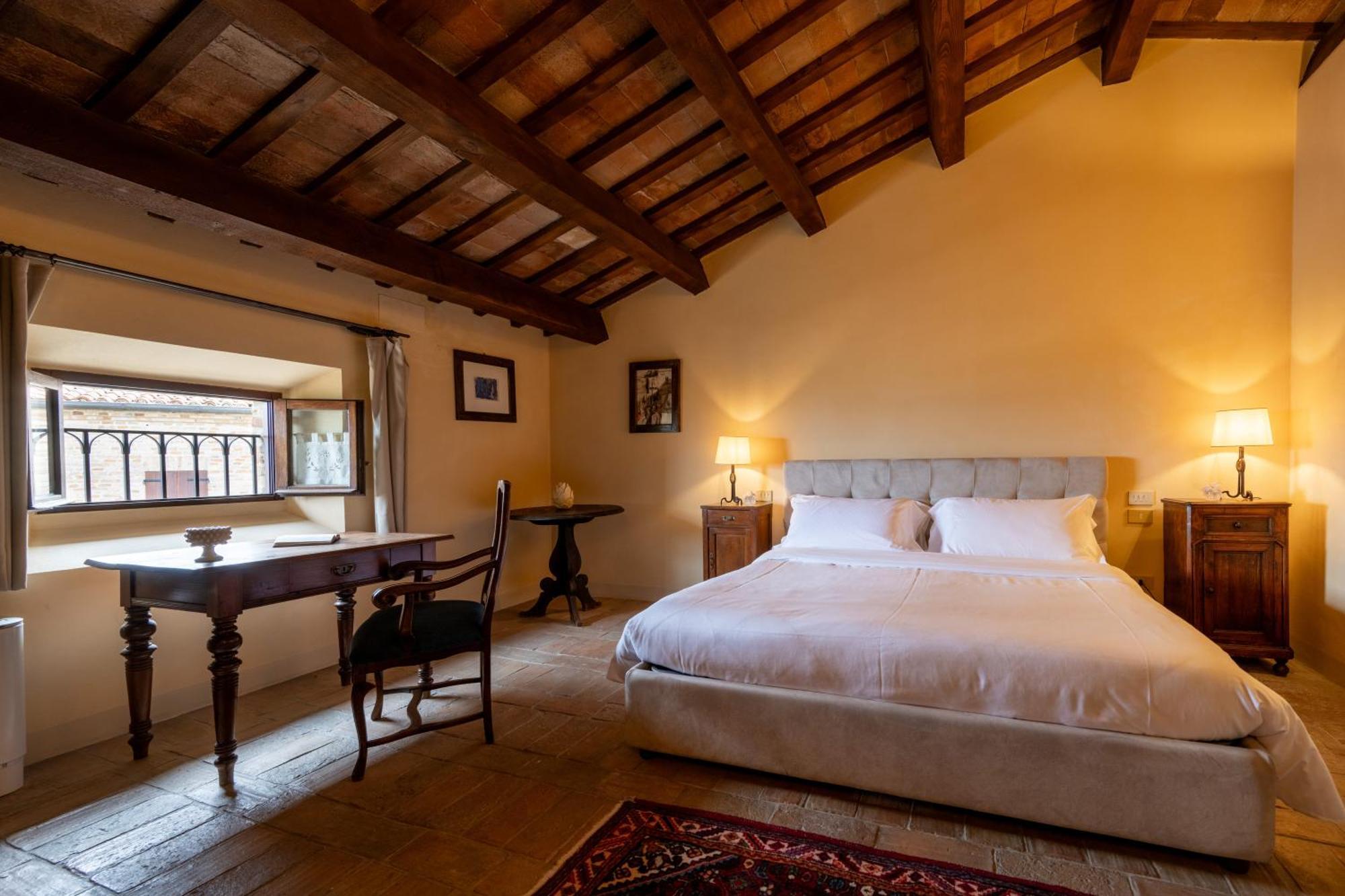 Hotel Palazzo Viviani Castello Di Montegridolfo Exteriér fotografie